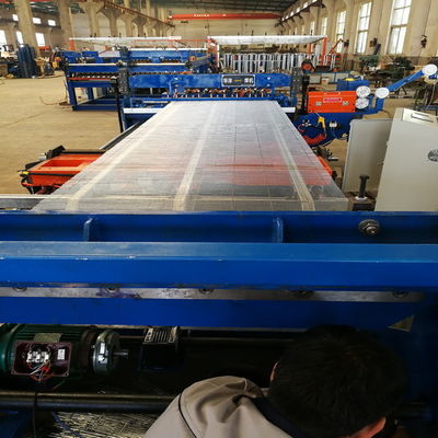 Сетка Electrowelded сварочного аппарата панели сетки ширины Huayang 1.2m